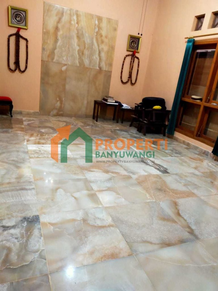 Dijual Rumah Megah Luas 8M NEGO Giri Banyuwangi
