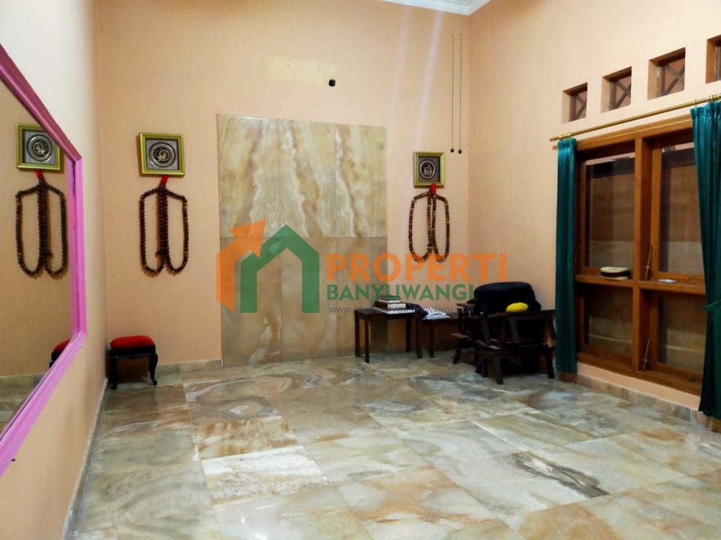 Dijual Rumah Megah Luas 8M NEGO Giri Banyuwangi